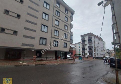 Çekmekoy Tasdelen De 3+1 Net 130 M2 Satılık Daıreler