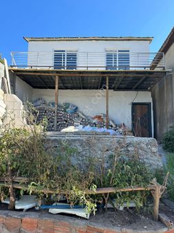 Edıncık Te Denız Manzaralı Na Tamam Koy Evı