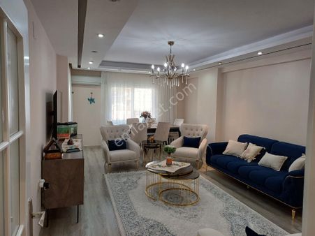 Mezitli Yeni Mahallede İçi Full Yapılı