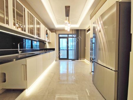 Fıstıklık'ta Prestijli Konumda Ultra Geniş Arakat Süper Lüx 3+1