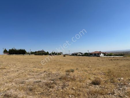 Kirazlı Bahçe De Muhteşem Konumda Köşe Parsel