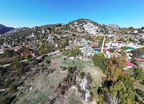 Mersin Erdemli Sorgun Yaylamızda Satılık 1450 Metrekare Villalık Arsa