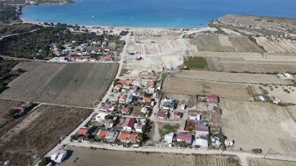 Pırlanta Plajı Yakını Denize Yürüme Mesafesinde Satılık Arsa