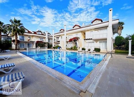 Çalış Plajına 250m. Mesafede Güvenlikli Sitede Eşyalı 4+1 Daire