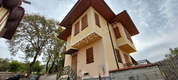 Doğa İle İçiçe Müstakil Yaşam Arayanlar İçin Kocaeli& Beykoz Villaları'ndatammüstakil Lüks Villa%