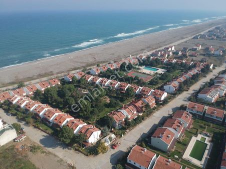 Denize Sıfır Satılık Tripleks Villa
