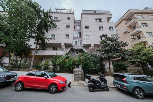 Beşiktaş Satılık 2+1 Metro Ve Üniversite Yakını