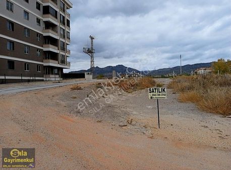 Sıla Gayrimenkulden 3 Kat Ve %30 İmar İzinli Satılık Arsa