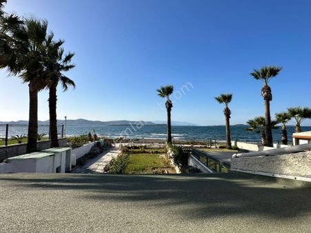 Urla Kalabak 3+1 Denize Sıfır Müstakil Villa