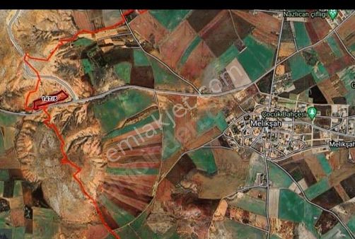 Ankara Çubuk Melikşahta Herşeyi Kurulu 300m2 Hobi Bahçesi