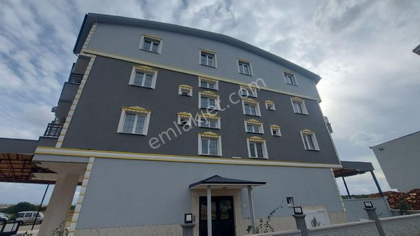 Satilik Daire Didim Efelerde Satılık 3+1 Ayrı Mutfak Daire