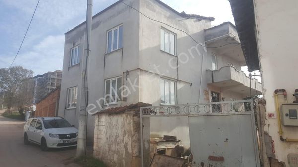 Bursa Nilüfer Akçalarda 302 M2 Arsa İçinde Müstakil Ev