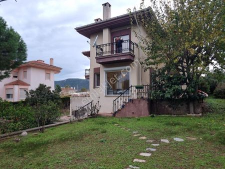 A24 Site Emlak;yelki'de Seçkin Havuzlu Site Müstakil 773 M2 Arsa