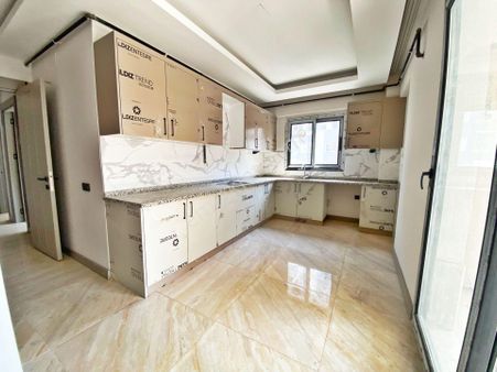 Fıstıklık'ta Çok Geniş Modern Tasarımlı Ultralüks 3+1