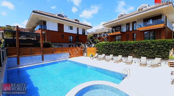 *realty World*sarıyer Madende Site İçi Satılık 3+1 Çatı Dubleks