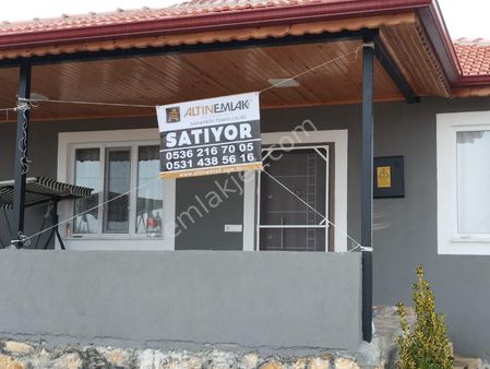 Sarayköy Altın Emlak'tan Pamukkale İlçesi Akçapınar Mahallesinde "satılık Ev"