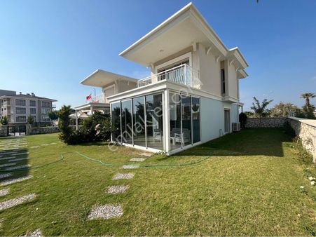 Kuşadası Davutlar Mevkiinde Muhteşem Projede Son Villalar