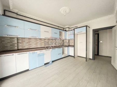 Güvenay - Çorum Bahçelievler Yunus Emre Okulu Altı Sıfır 3+1 Daire