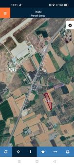 Buse Emlaktan Havaalanı Karşısı Yatırımlık Tarla