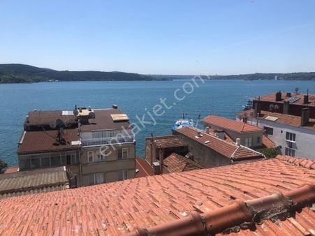 Sariyer Merkezde 4 Katli Satılık Bina