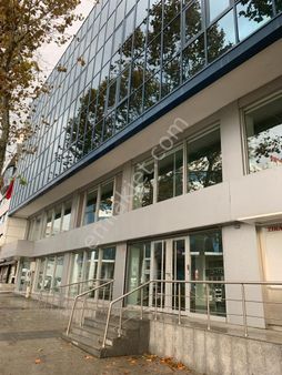 Gülbahar Caddesinde Yönetime Uygun Kople Asansörlü Bina