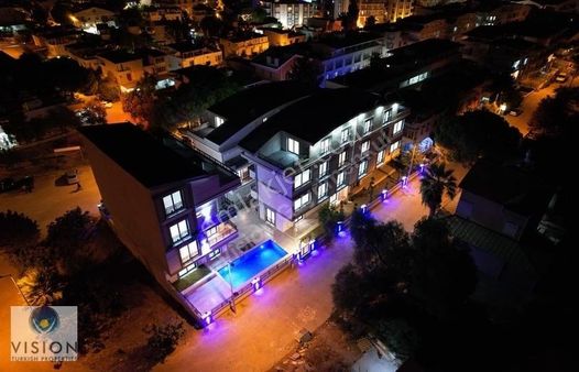 Altınkum'da Denize 1 Dakika Mesafede Havuzlu Sitede Daireler