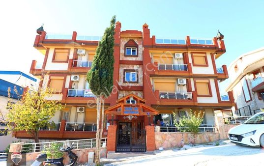 Kuşadası Kadınlar Denizi Ladies Beach Apt. Satılık 2+1 Doğalgazlı Daire