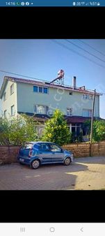 Güneyköy Köy İçi 3 Katlı Bina