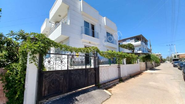 Mersin Yenişehir Fuat Morel 5+1 Satılık Dubleks Müstakil Daire