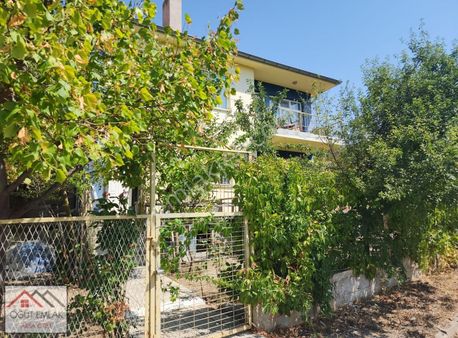 Mzaffer Ekşide 900m Arsa İçinde 2 Katlı Bağ Evi