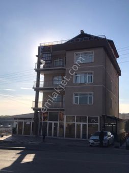 Yakacık Bulvarı / Cadde Üzeri / Yapılı / Yatırımlık / 5+2 Satılık Dubleks