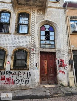 Balat Merkezde Mozaik Cepheli, Büyük Cumbalı Ev