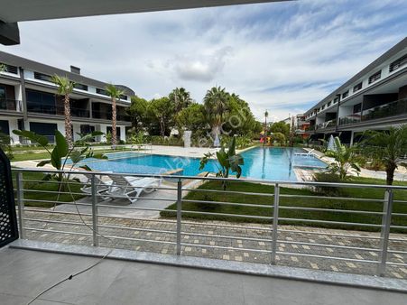 Side Merkezde Denize Yakın Site İçinde Satılık Lüx 1+1 Daire!!!!