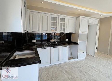 Marmaris Sarıana'da 2 Yaşında 3+1 Düz Daire