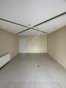 Bahçıvan Mahallesinde Satılık 2+1 Ofis