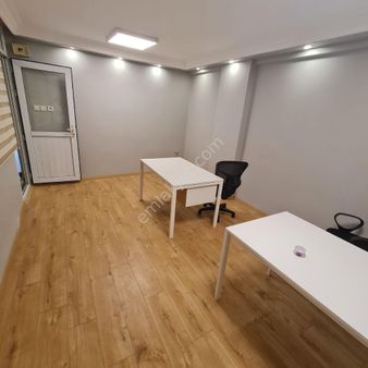 Kartal Minibus Caddesi Üzerinde Satilik Dukkan