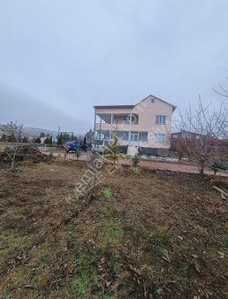 Kabze Emlaktan Çöken Mevkiinde 3200 M2 Üzerinde 300m2 Satılık Ev