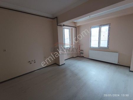 Güvenay – Çorum Aşıklar Tepesi – İnönü Lisesi Civarı – 1+1 Satılık Daire