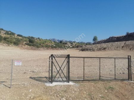 Antalya Aksu Karaöz'de Satılık Arazi