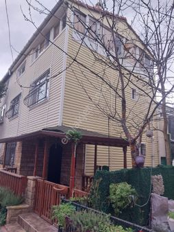 Tekirdağ Sultanköy'de Site İçerisinde Denize 50 Metre Satılık Villa