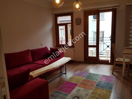 Beşiktaş Çarşıda 1+1 Dublex Kısa Uzun Dönem Konaklama