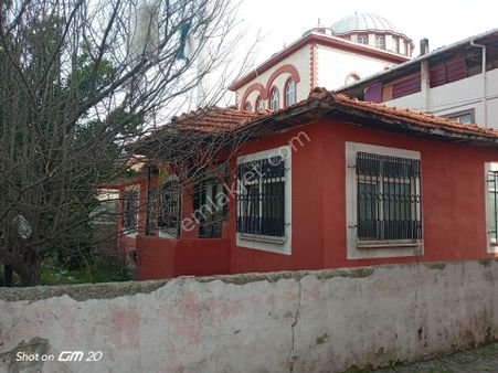 Satılık Müstakil Ev Acil.cadde Ustu Gelecek Vaat Eden .