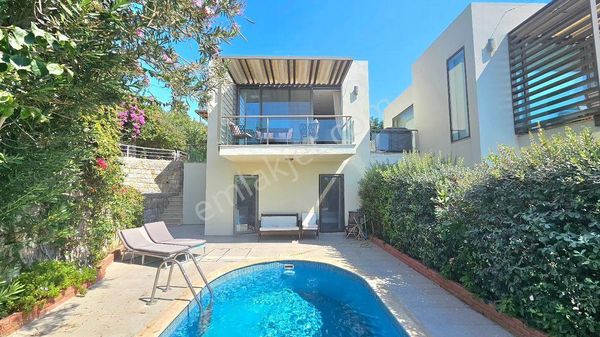 Yalıkavak Geriş'te Satılık Deniz Ve Doğa Manzaralı 3+1 Tam Müstakil Villa