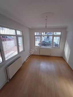 Samsun İlkadım Bahçelievler Mahallesi'nde Doğalgazlı Merkezî Konumda 3+1 Kiralık Daire