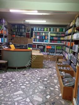 İstanbul Zeytinburnu Da 60 M2 Dört Yol Ağzı Dükkan Aciliyetten Satışta