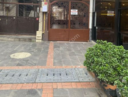 Demir Emlâk Ofisinden Ofis Sanat Sokağımda Satılık Daire