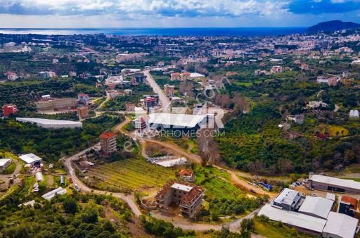 Alanya Kızılcaşehir'de Satılık 990 M2 İmarlı Arsa
