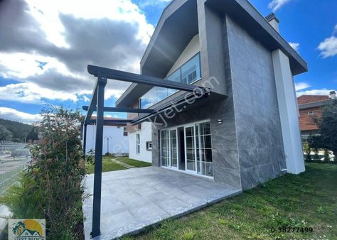 Next Block Gayrimenkul'den 4+1 Müstakil Otoparklı-geniş Vernadalı Muteşem Villa