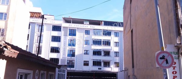 Kırklareli Karakaş Mah'de Satılık İskanlı 270 M2 5+2 Dublex Daire