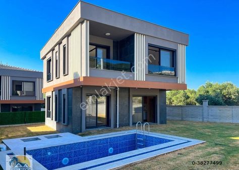 Kuşadası Güzelçamlı Bölgesinde Müstakil 4+1 Havuzlu Villa